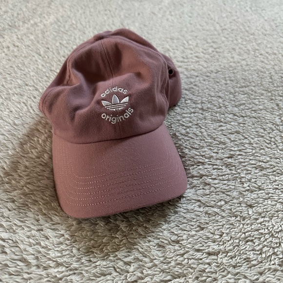 NWOT 
adidas Originals Women's Union Strapback Hat - Picture 2 of 4